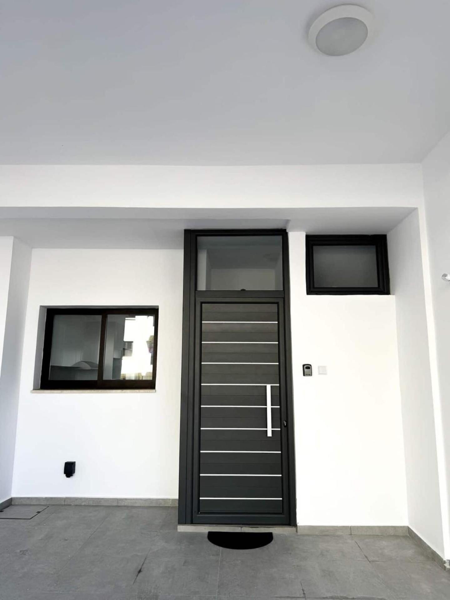 Queens Gardens Paradise Vip, Pool, Mall, Sea Пафос Екстериор снимка