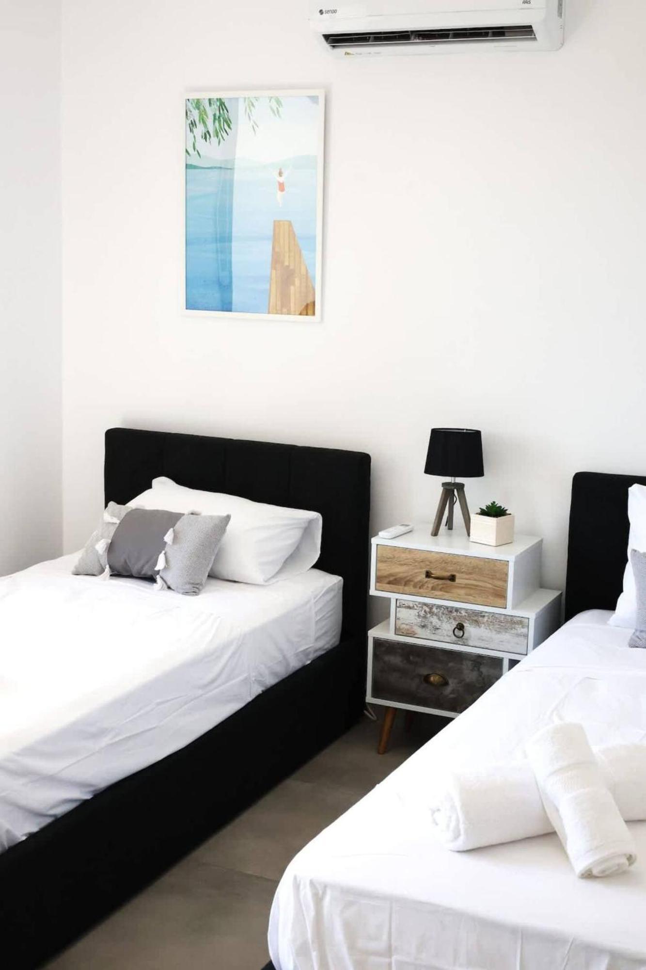 Queens Gardens Paradise Vip, Pool, Mall, Sea Пафос Екстериор снимка